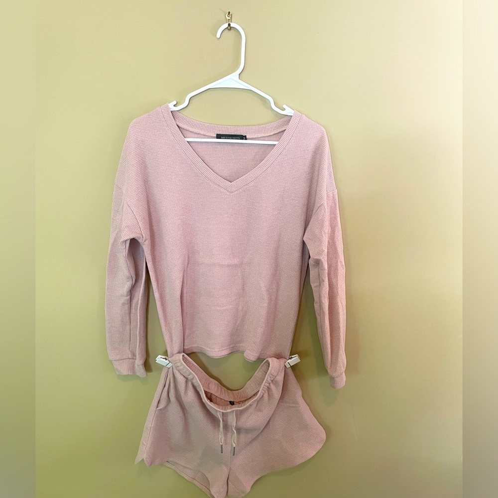 LOUNGE SET, sz M, Merokeety from Amazon, waffle knit, top & bottom, beige/pink